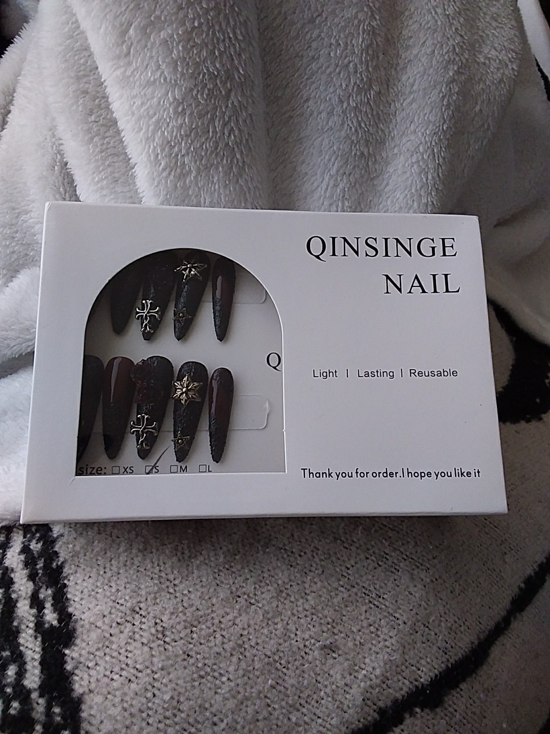 Qinsinge Dark Witch Press On Nails Witha Black Gothic Design And 3D Charms