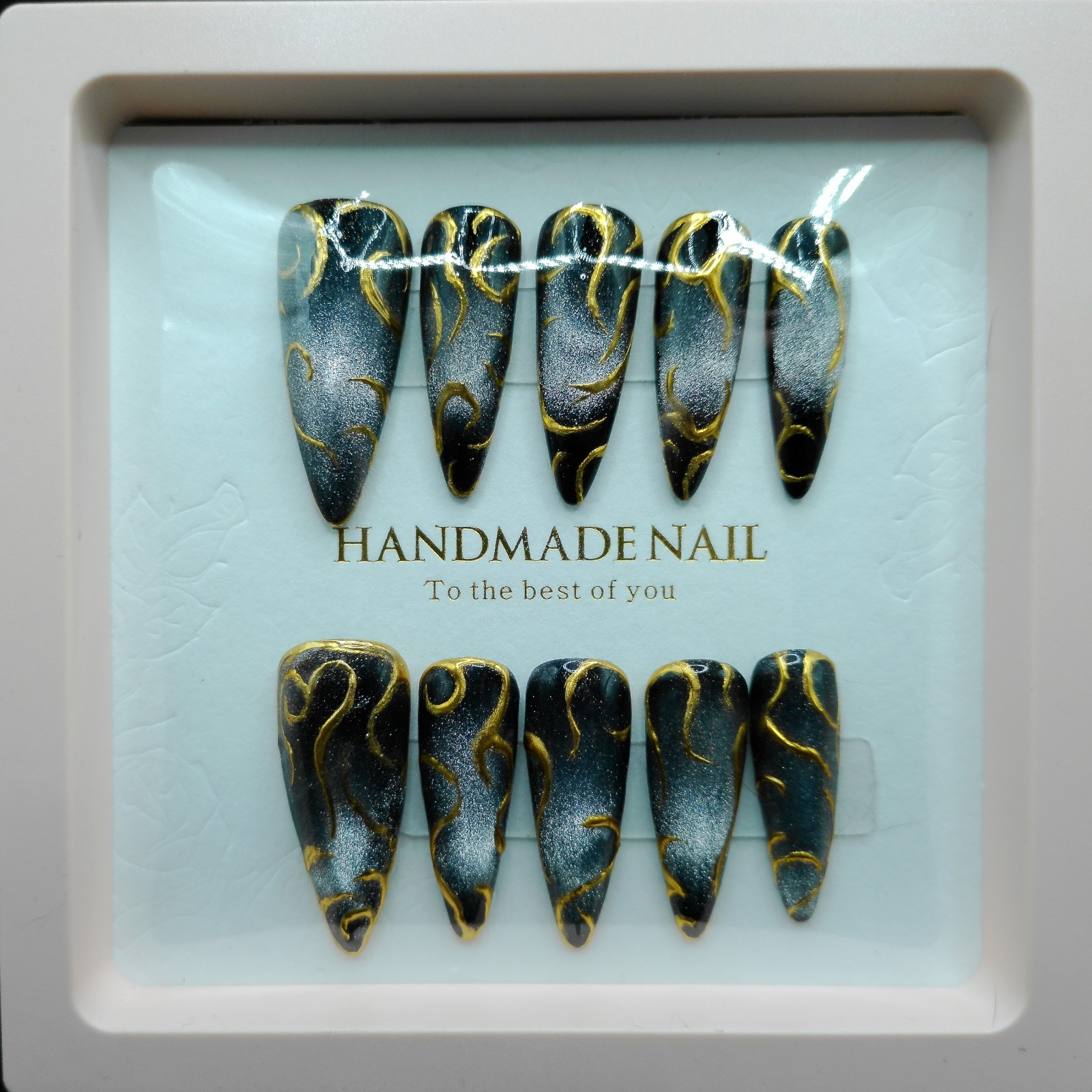 Long Stiletto Cat Eye and Chrome Press-on Nails, Medium Size