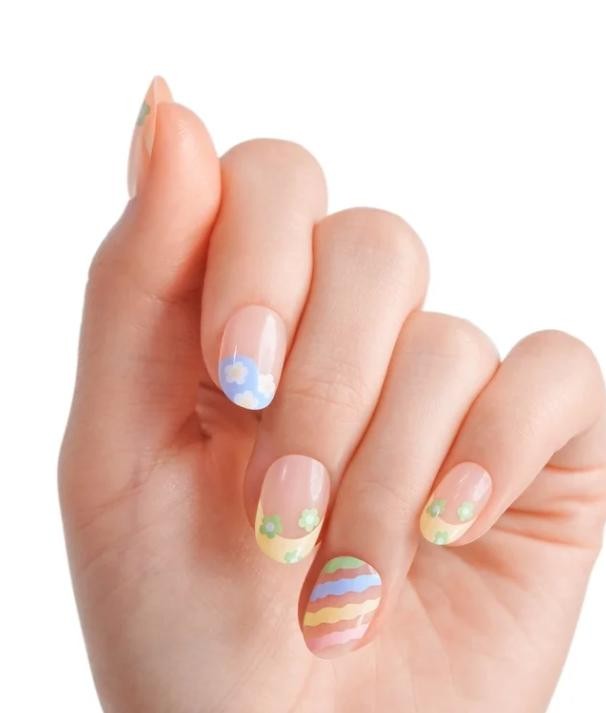 KISS Voguish Fantasy Press On Glue Nails – Cool Kid