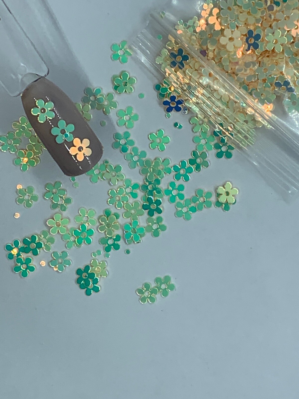 Iridescent Beige Green Daisy Flower Glitter | 1 TSP | Gel Nail Art & Acrylic