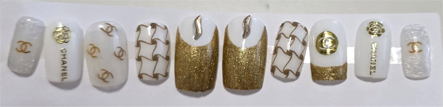 Custome 10 Pcs Luxury Gold White Press On Nails Gel Square Size Medium + Kit NIB