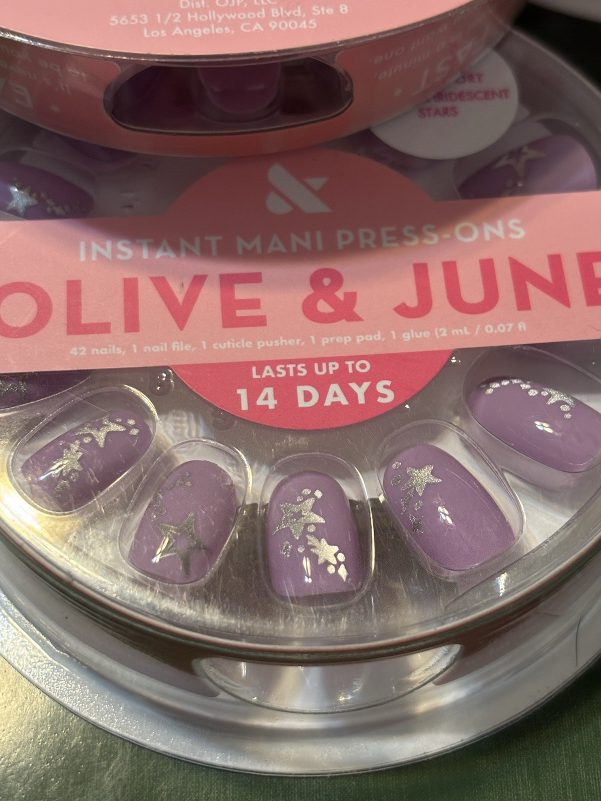 Olive & June Instant Mani Press On Nails Lavender Iridescent Stars- NEW