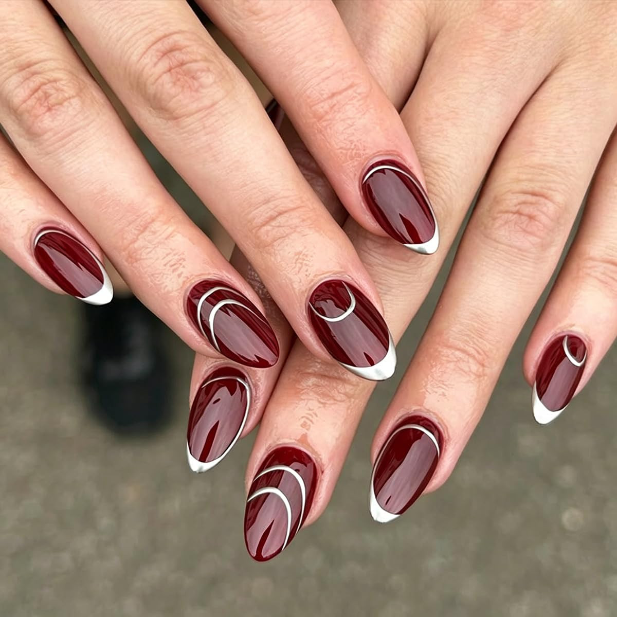 Short Almond Press on Nails Polka Dot Fake Nails French Tip False Nails with Des