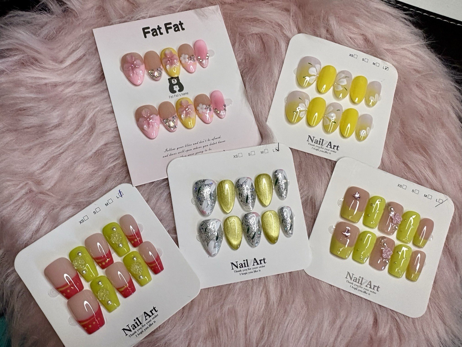 Press-On Nails 5 Sets (50 pcs) – Yellow Green Flower Short Square & Almond