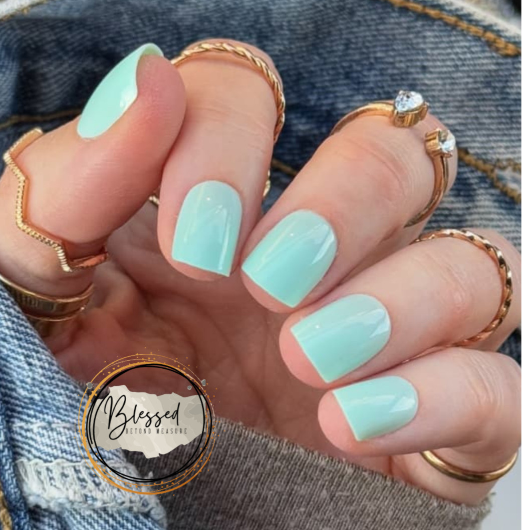 Red Aspen Press On Nails~Megan’s Mint Julep~Short~Square~Mint Green