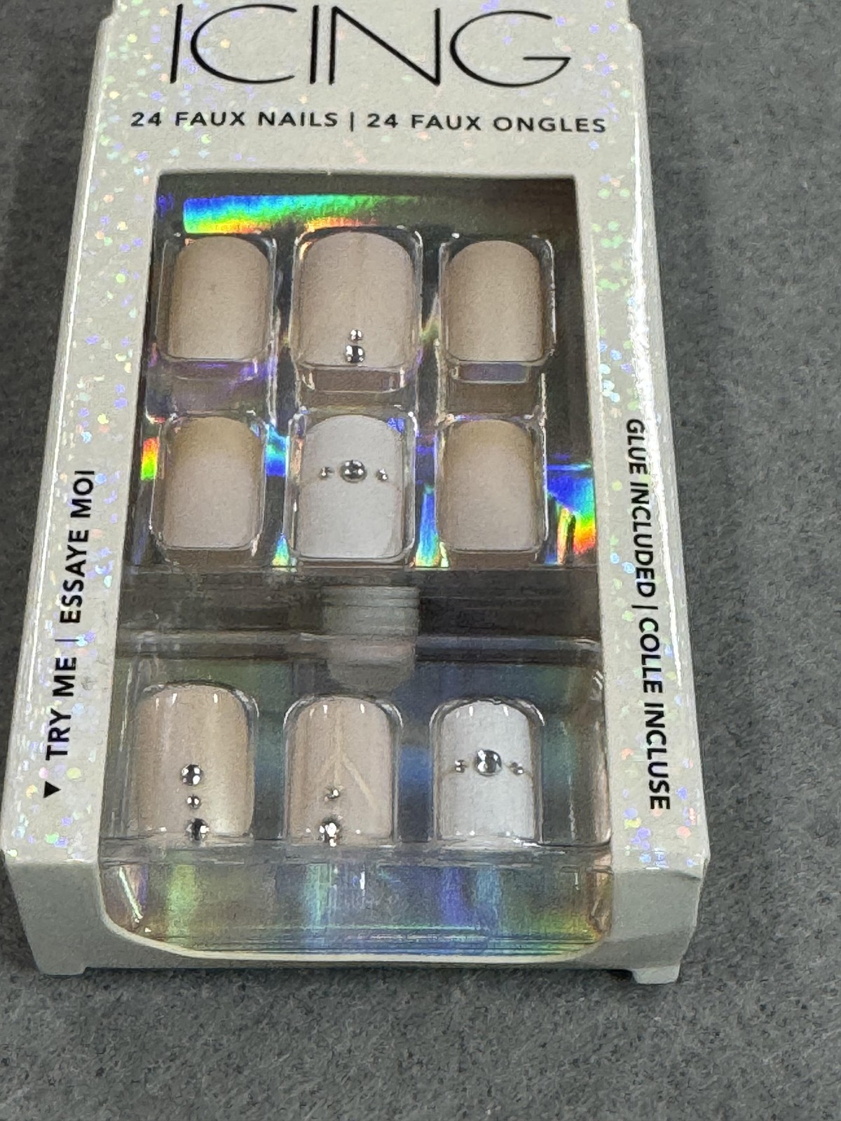 Icing Vegan Faux Press On Nails 24 Count Nude Beige Rhinestone Glue Included NEW
