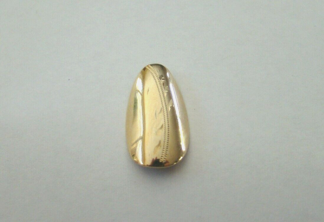 $10 ELEGANTLY ENGRAVED REUSABLE STAIRCASE DESIGN 14KT GOLD PLATED LGE FINGERNAIL