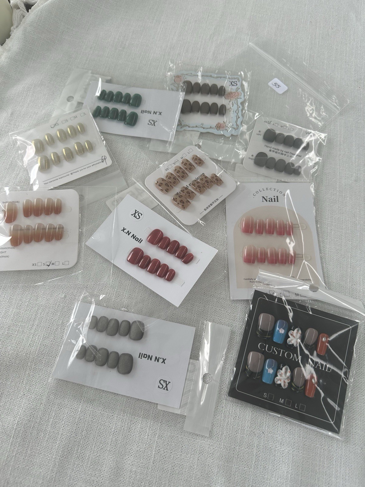 10 pairs 100 pieces size Small xs press-on nails