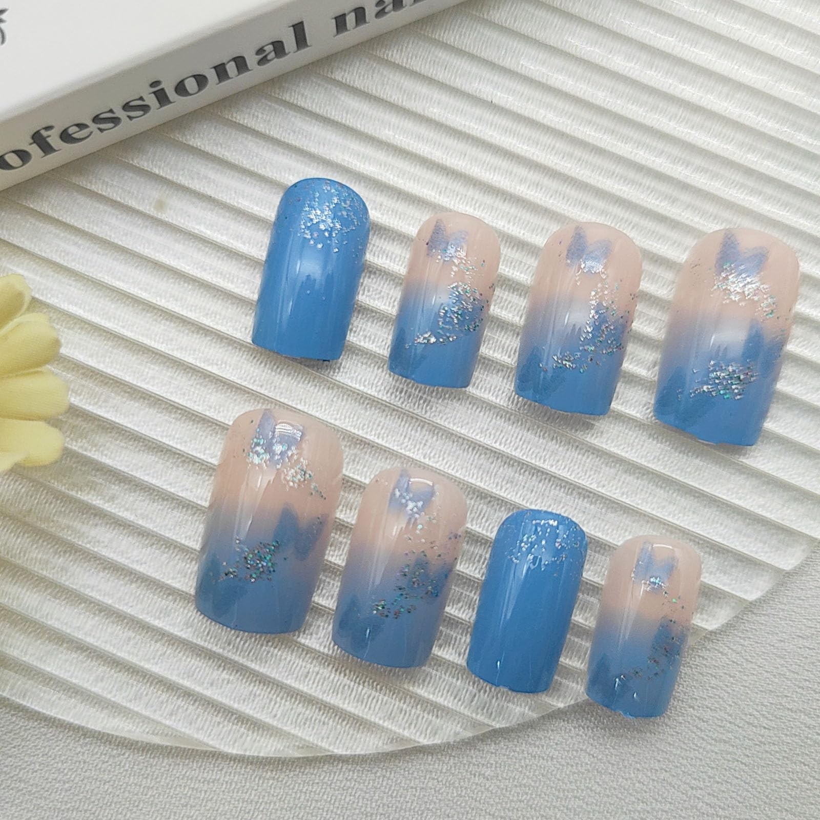 Gradient Press on Nails Medium Square Fake Nails with Glitter Butterfly Desig…