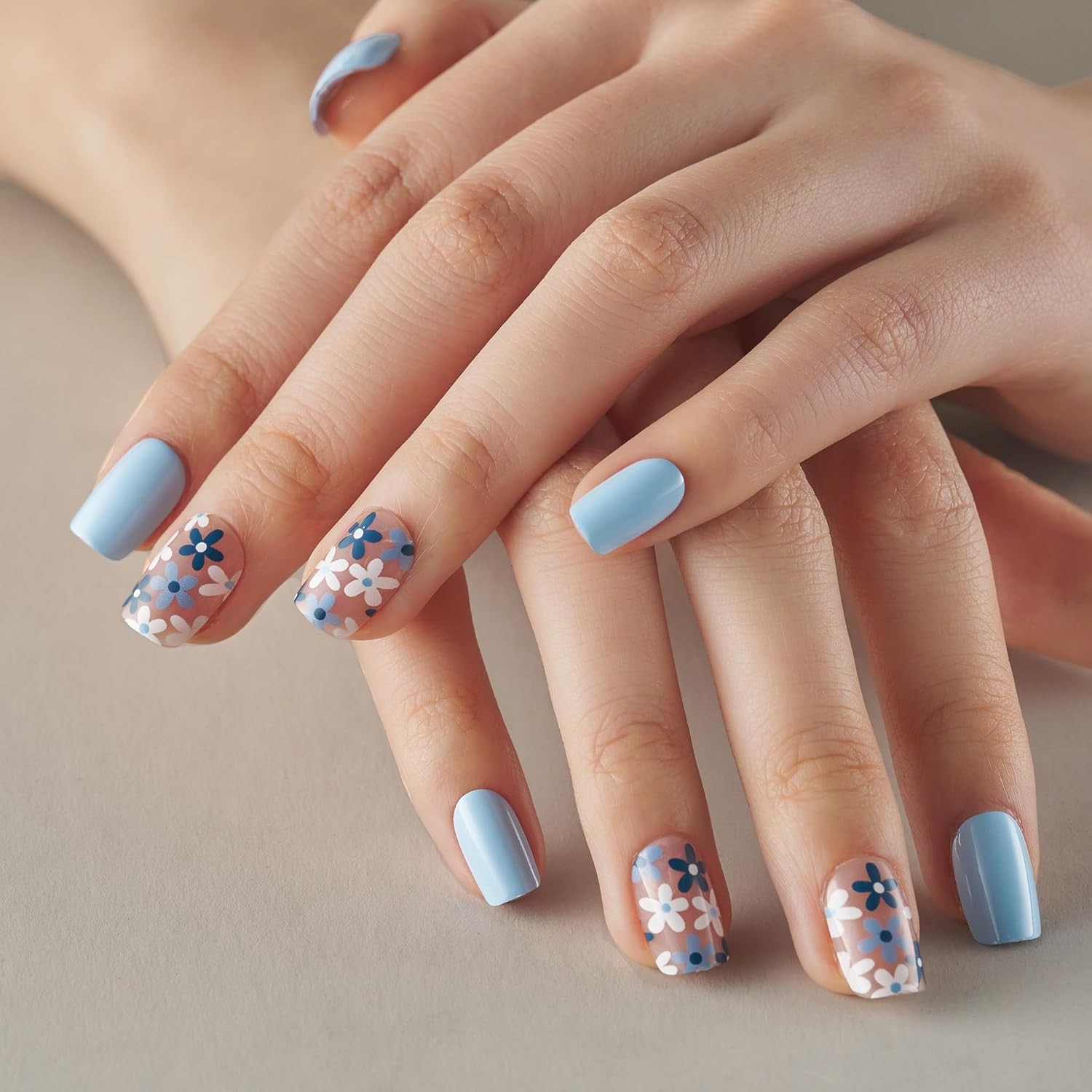 Curvlife Press on Nails Acrylic Fake Nails with Design Full Cover False Nails Re