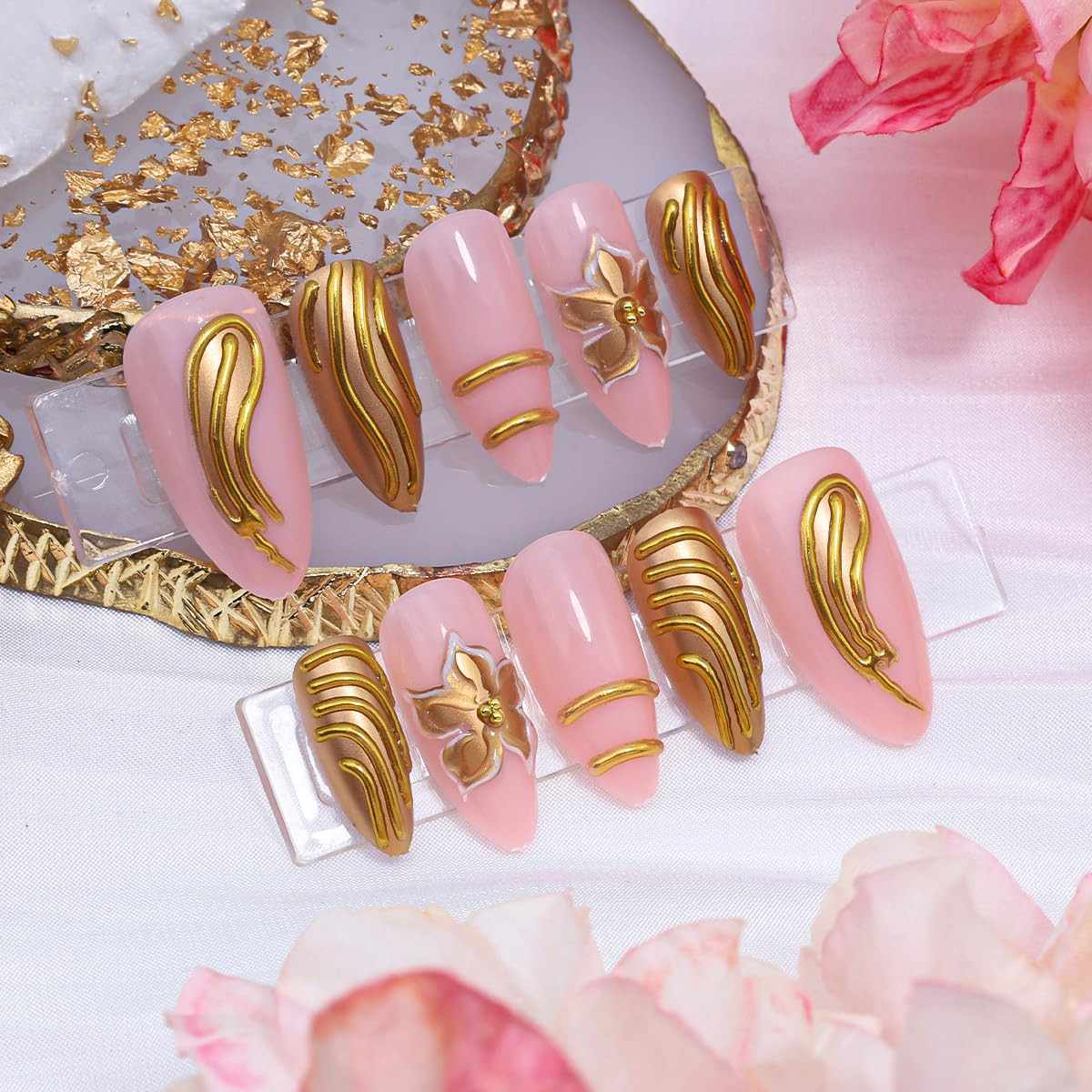 24Pcs Gold Flower Press on Nails Medium Almond Fake Nails Gold Chrome Full Cover