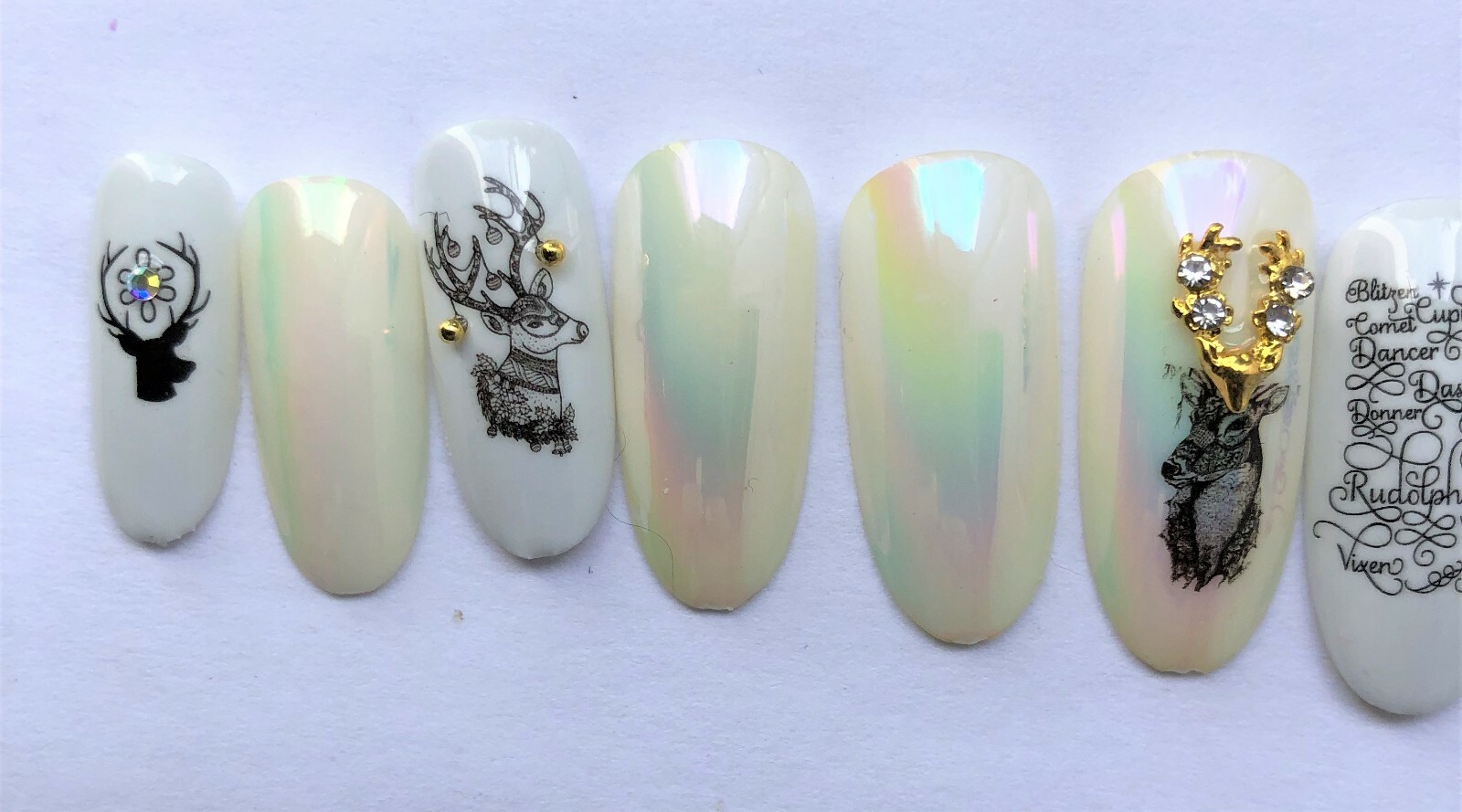 Aurora nails with Deer heads – press on nail set- (Set of 18 sizes 0-8)
