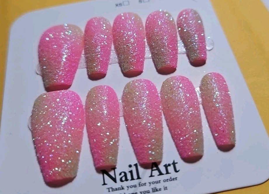 Nail Art 10PCS Long Medium Square Pink & White Matte Nails