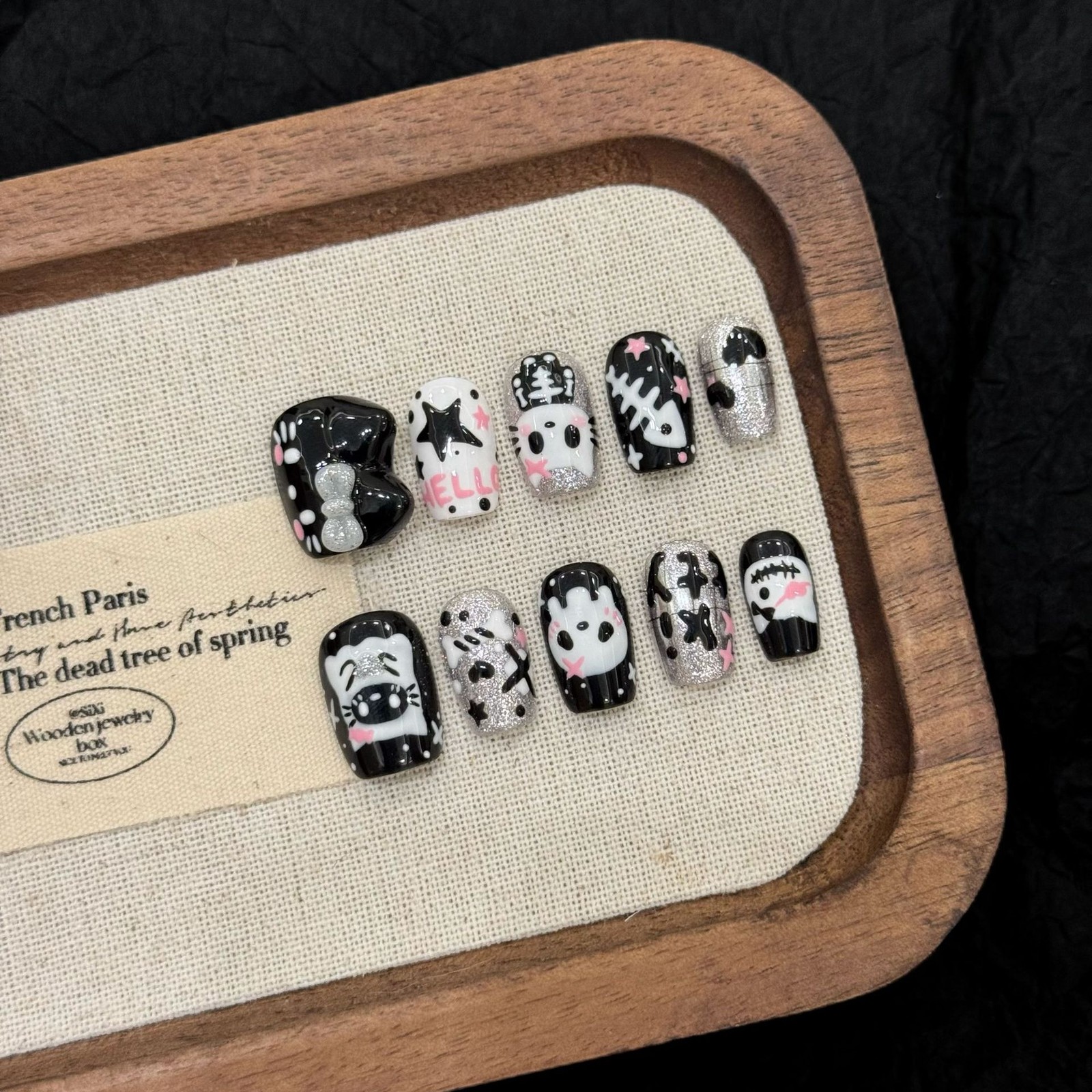 Handmade Halloween Funny 3D Skull Cartoon Ghost Face Fake Nail Press On Nail Set