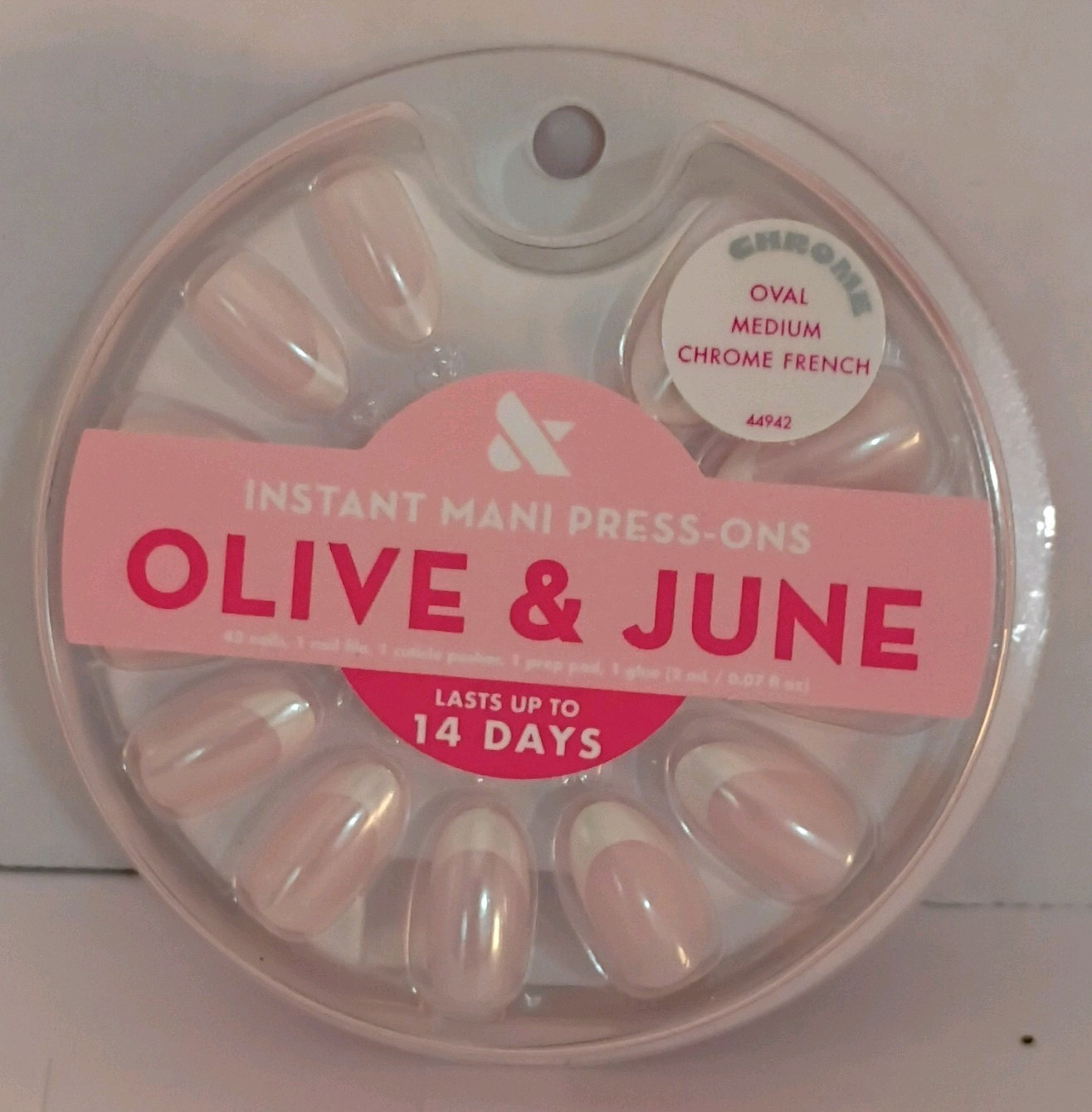 Olive & June Press-On Nails Pink Oval Medium Chrome French Pre-Designed 44942