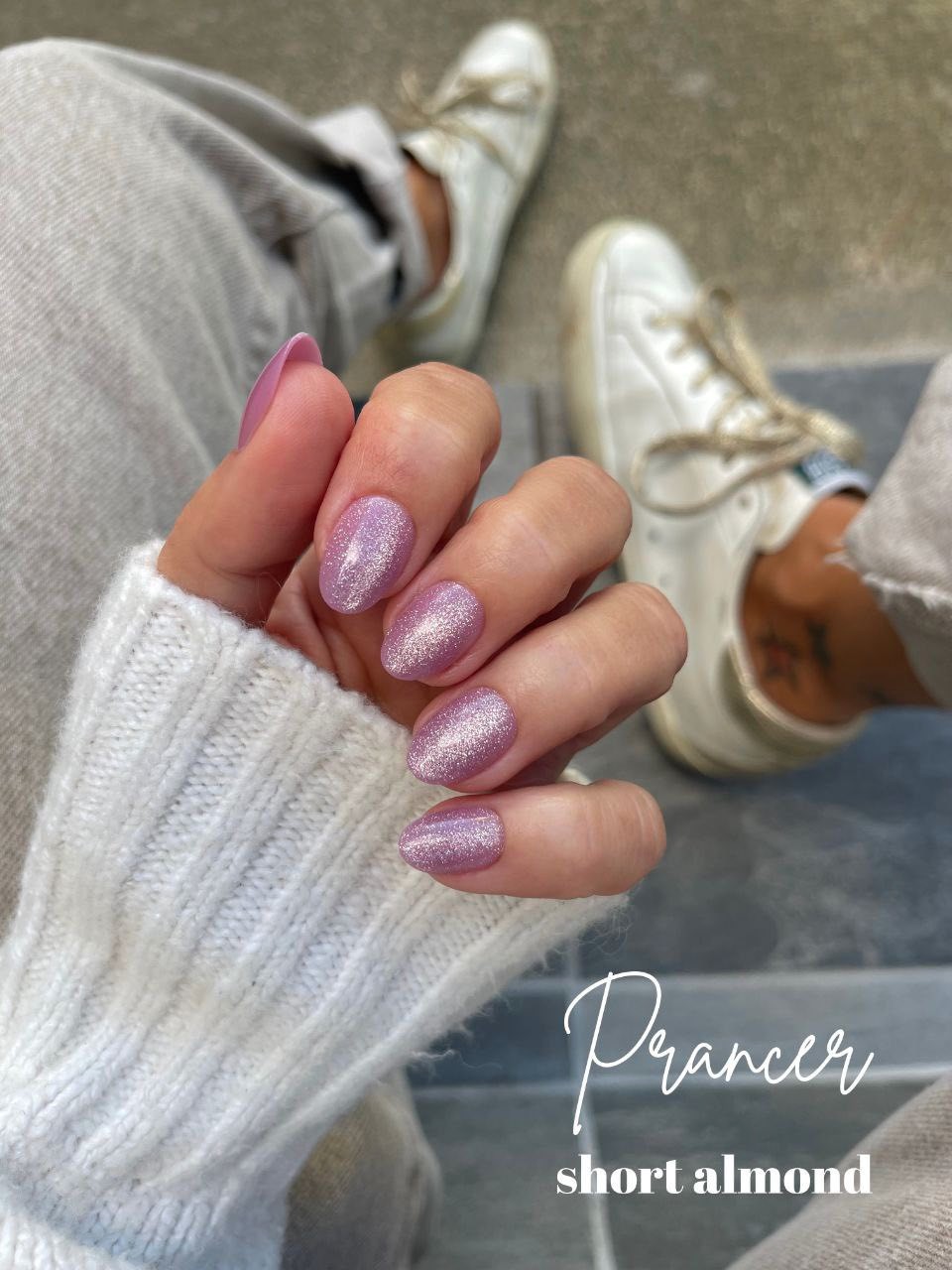 Red Aspen Press On Nails- Santa’s Squad: Prancer-Short-Almond -Pink -Cat Eye