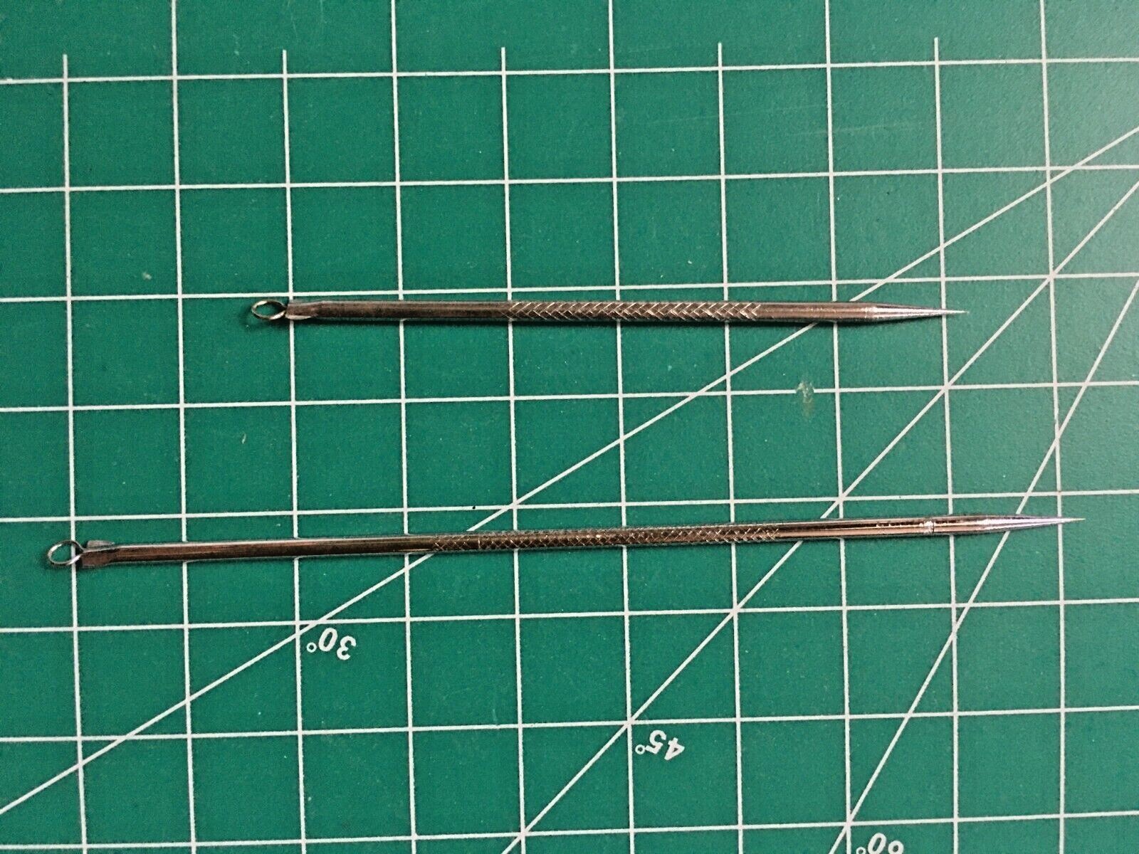 Set Of 2 Blackhead Remover Pin , Pore Clear tool ( 1 Pack 2 Pins )St-275