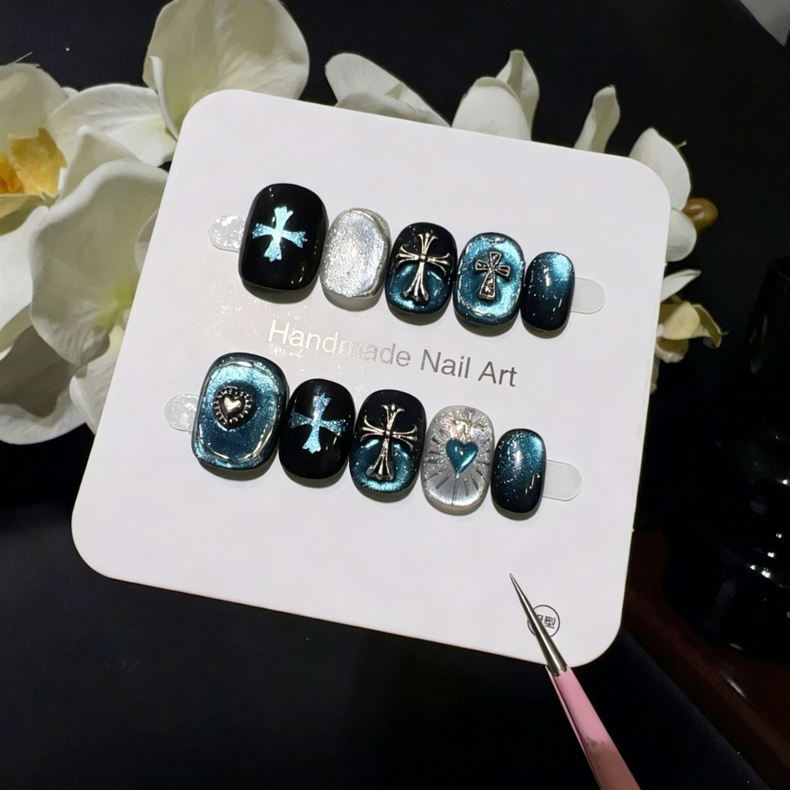 [Midnight Blue Knight] Dark Gothic Style Metal Cross Press-On Nails, Cool Blue T