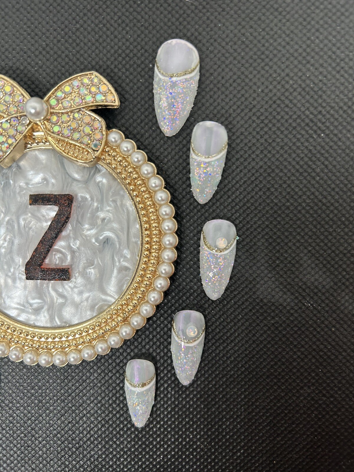 Z NAILZ! Gorgeous Handmade M Almond White W/Bling Press On Nails