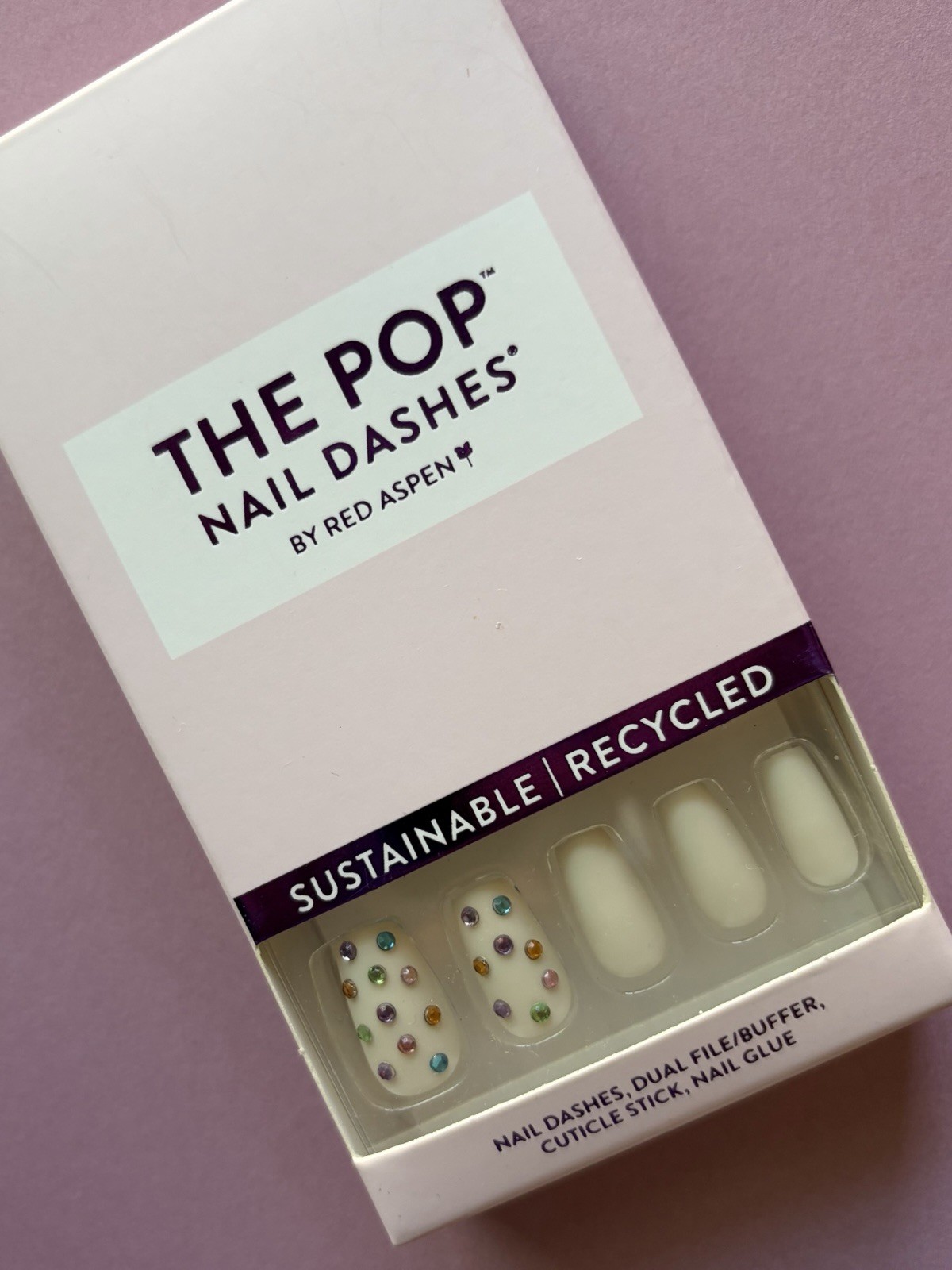Red Aspen Press On Nails SPRINKLES PLEASE, SUSAN Medium Coffin Nail Dashes