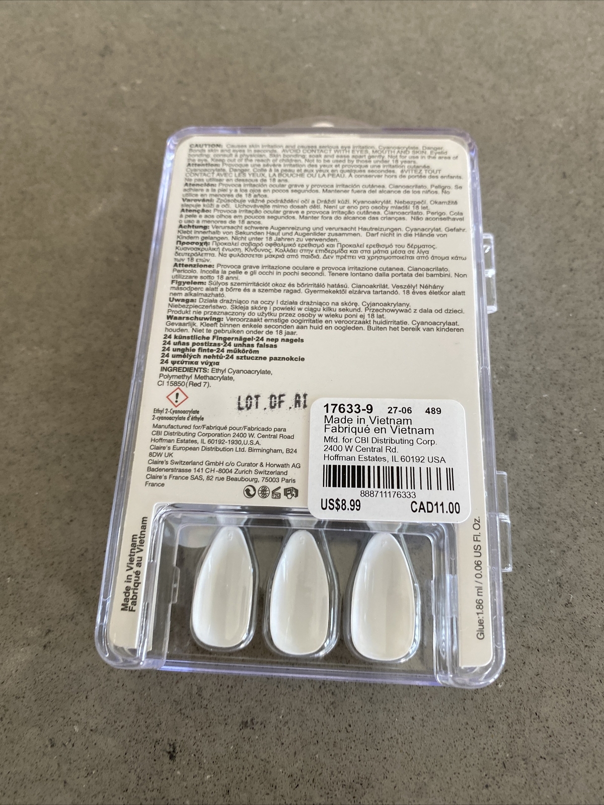 Claire’s 24 False Nails w/ Glue WHITE STILETTO Shaped Nails | New W/ Fast Ship!