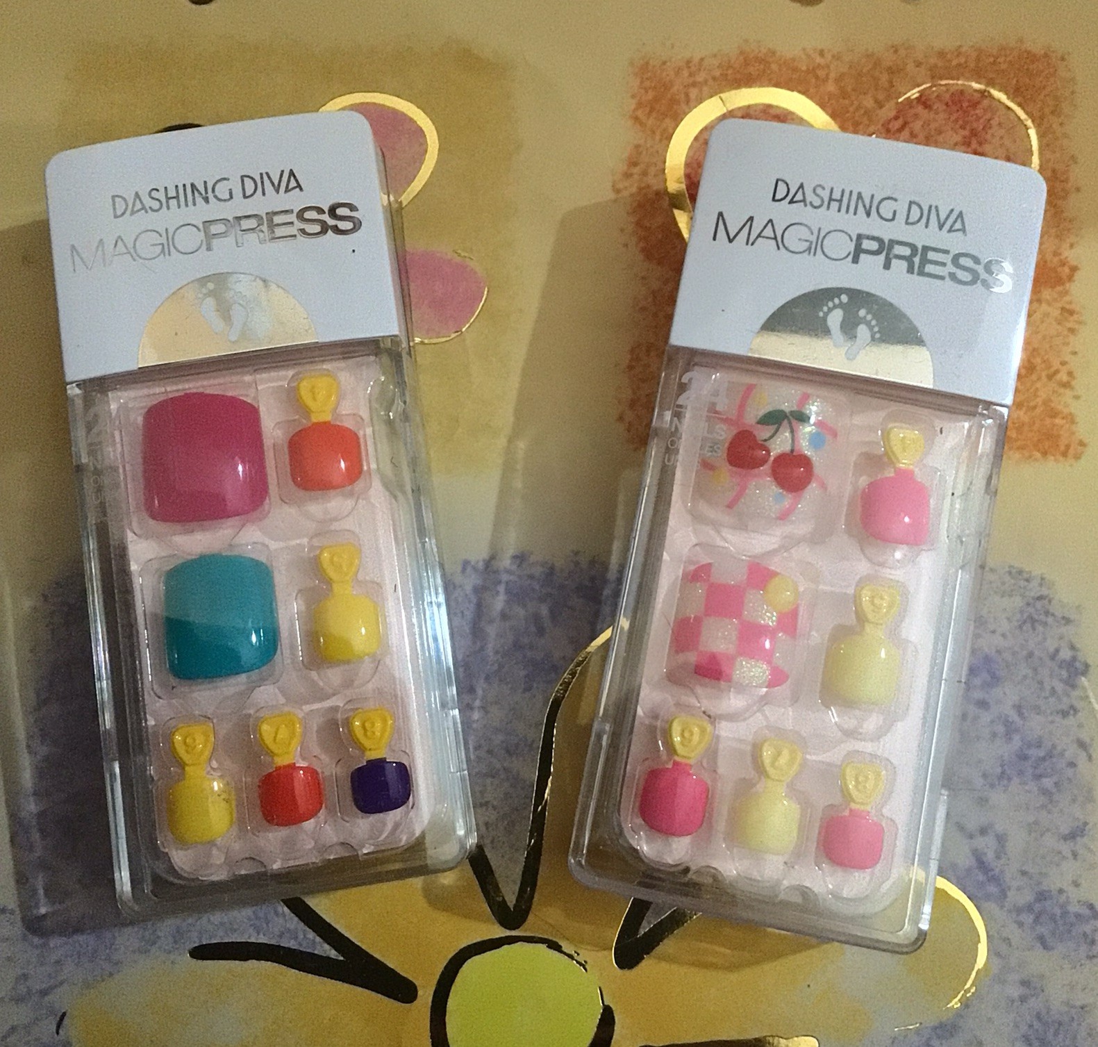 Dashing Diva 2 SETS PEDI Magic Press On Nails DANCING SHOES & CHERRY DISCO