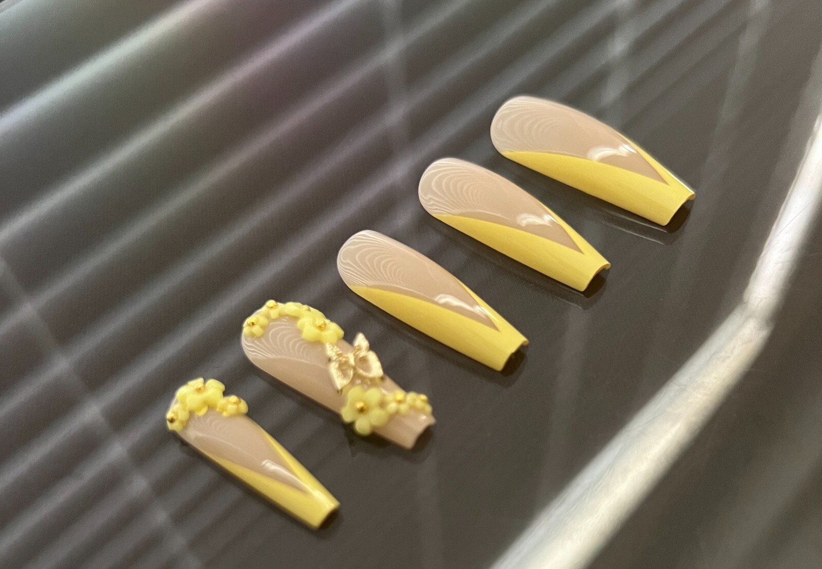 Press On Nails French Long Coffin Gift