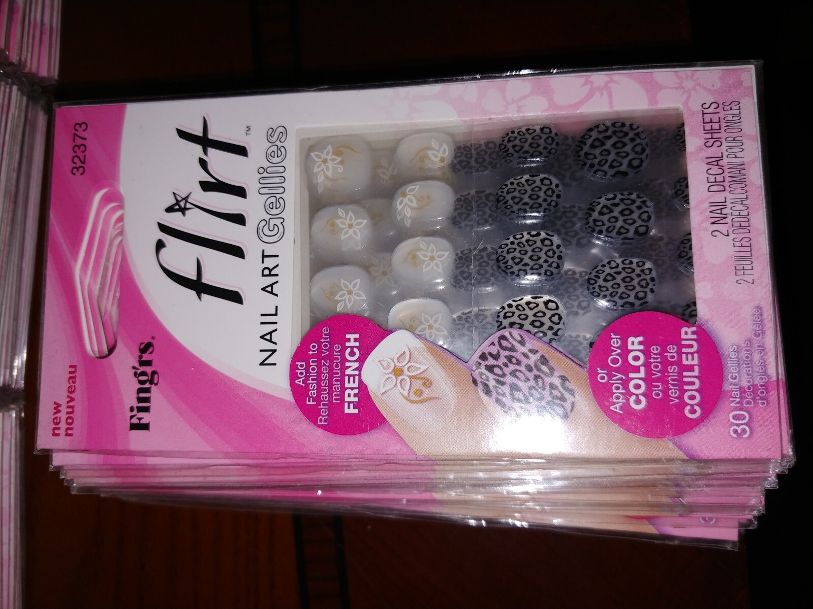 4 PACKS – Fing’rs Flirt Nail Art GELLIES 2 Sheets 30 Gellies each pack 32373
