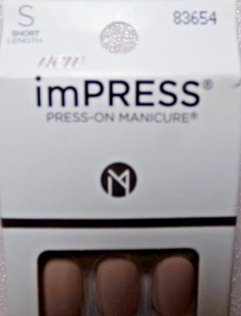 IMPRESS NAILS PRESS ON Short – Matte Beige w/ Rose Gold Glitter Accents