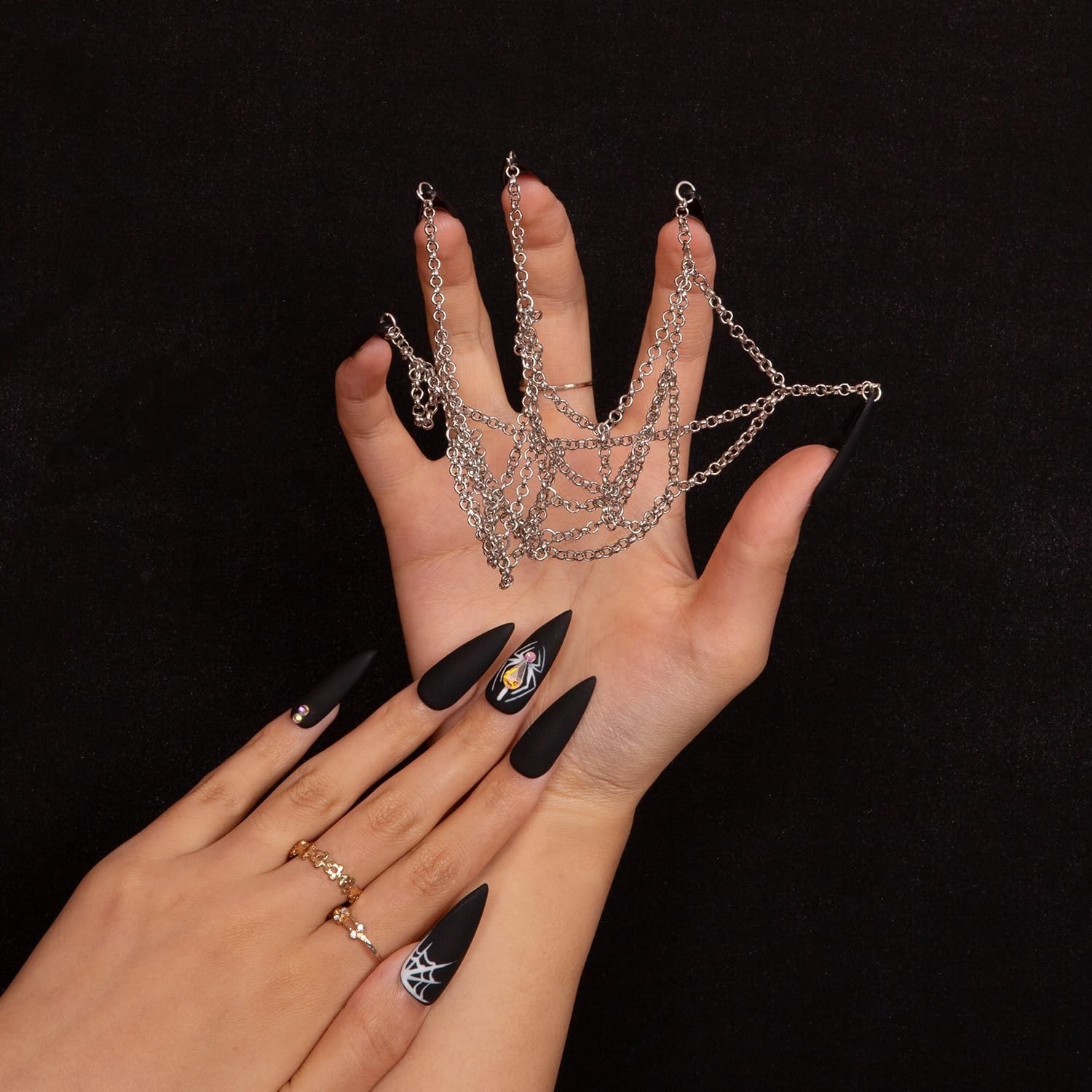 Salon-Quality Itsy Bitsy Spider Full Cover Nails