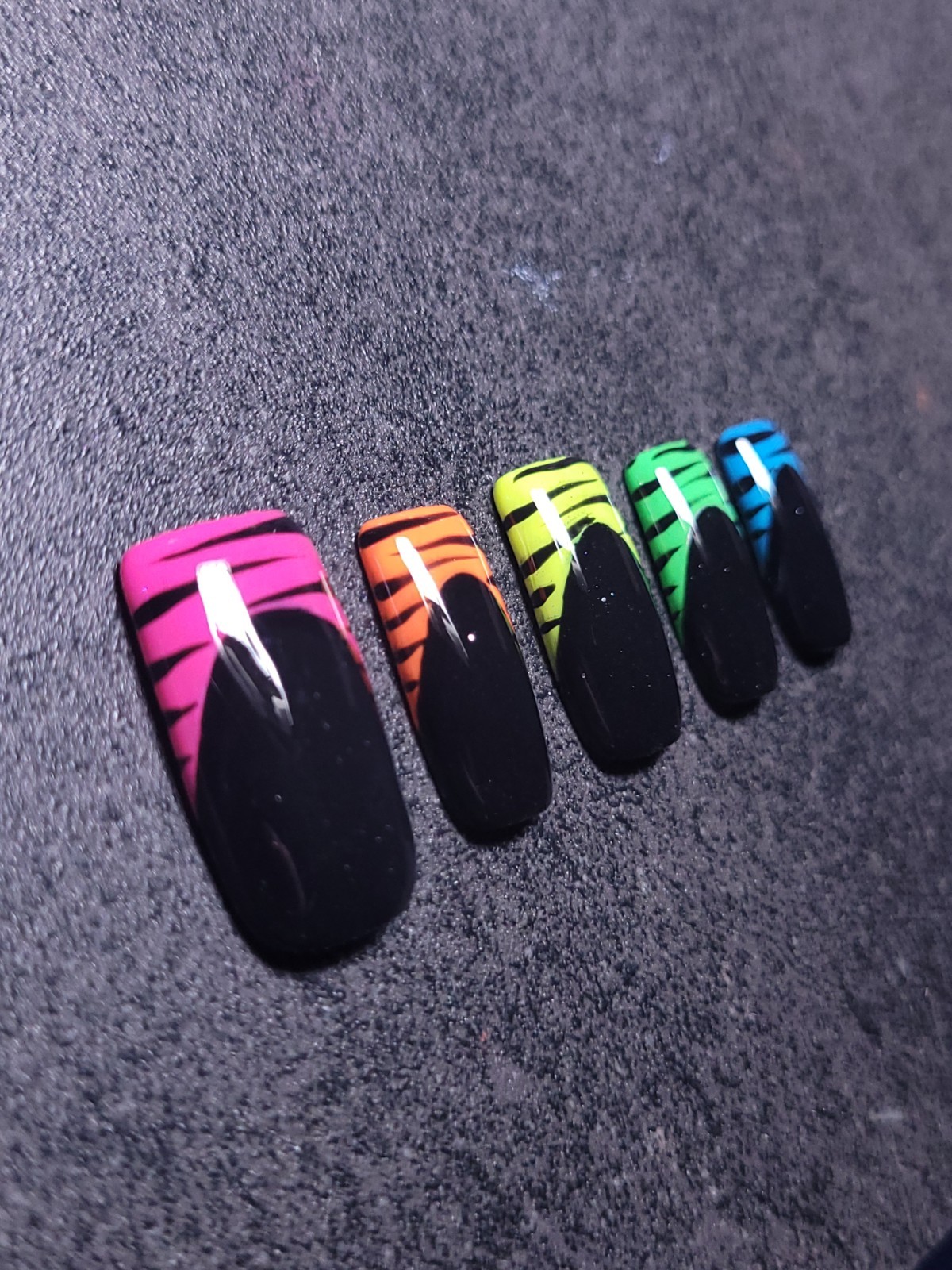 Custom Gel Press on Nails fake nails Handmade 10 pc set SMALL Neon Rainbow Strip
