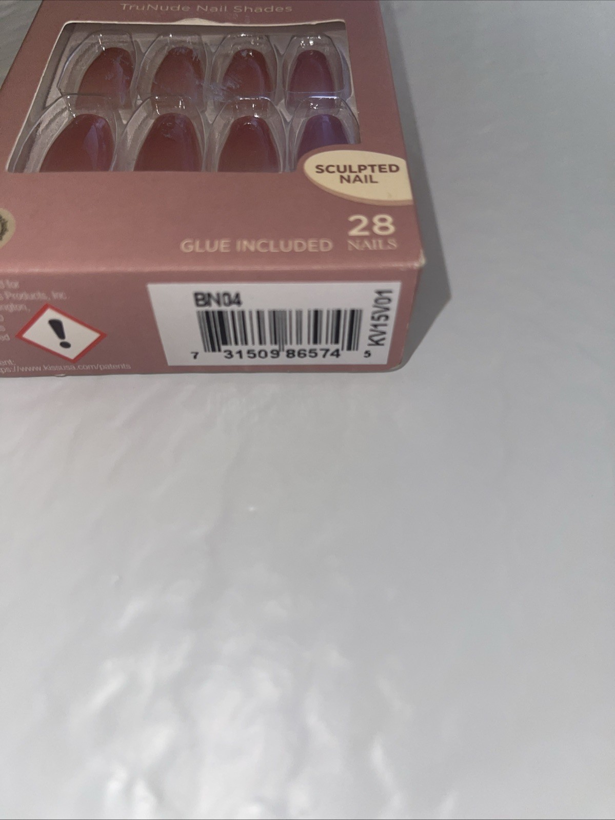 NEW Kiss Nails Sculpted “Bare But Better” 28 Nails With Adhesive BN04 86574 NUDE