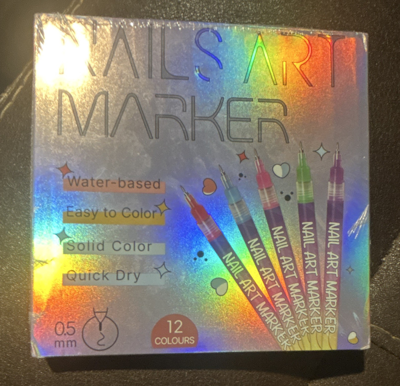Nail Art Marker Set Water-Based Quick Dry 12 Colors 0.5mm Tip Hearts