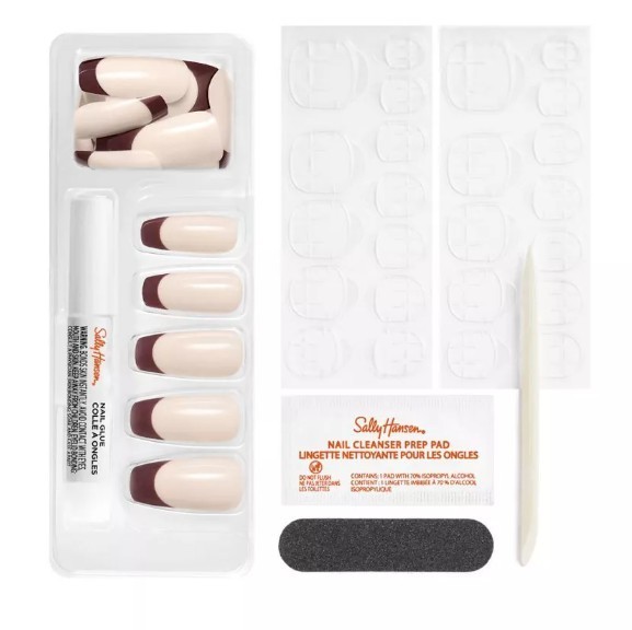 Sally Hansen x Hershey’s Kisses Salon Effects Perfect Manicure Sweet Like Kisses
