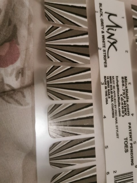 Black Grey & White Stripes(toes) MINX PROFESSIONAL NAIL WRAPS NEW SALON QUALITY