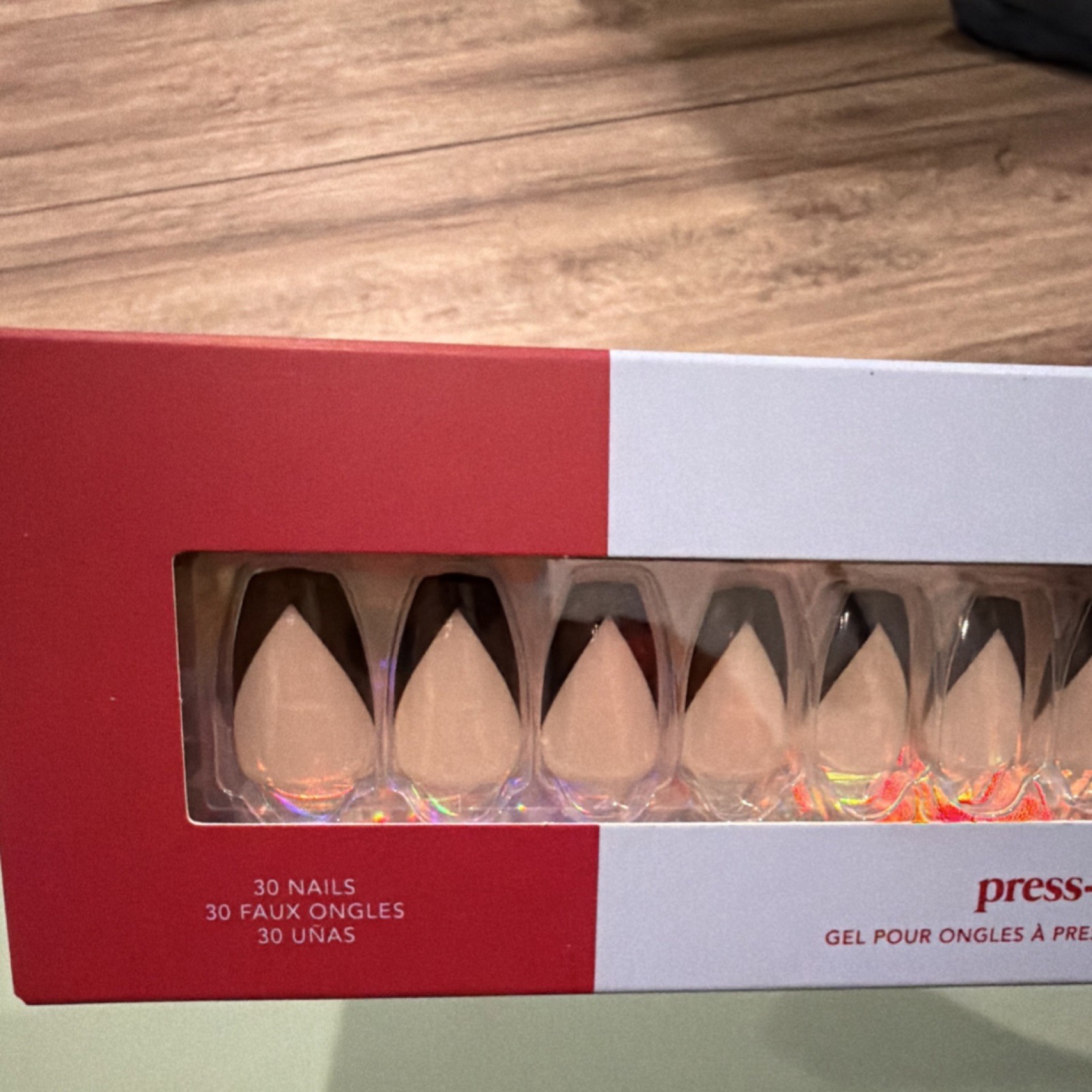 Kleo Kolor Press-On Nails Pre-Designed Black/Beige French Tip Almond