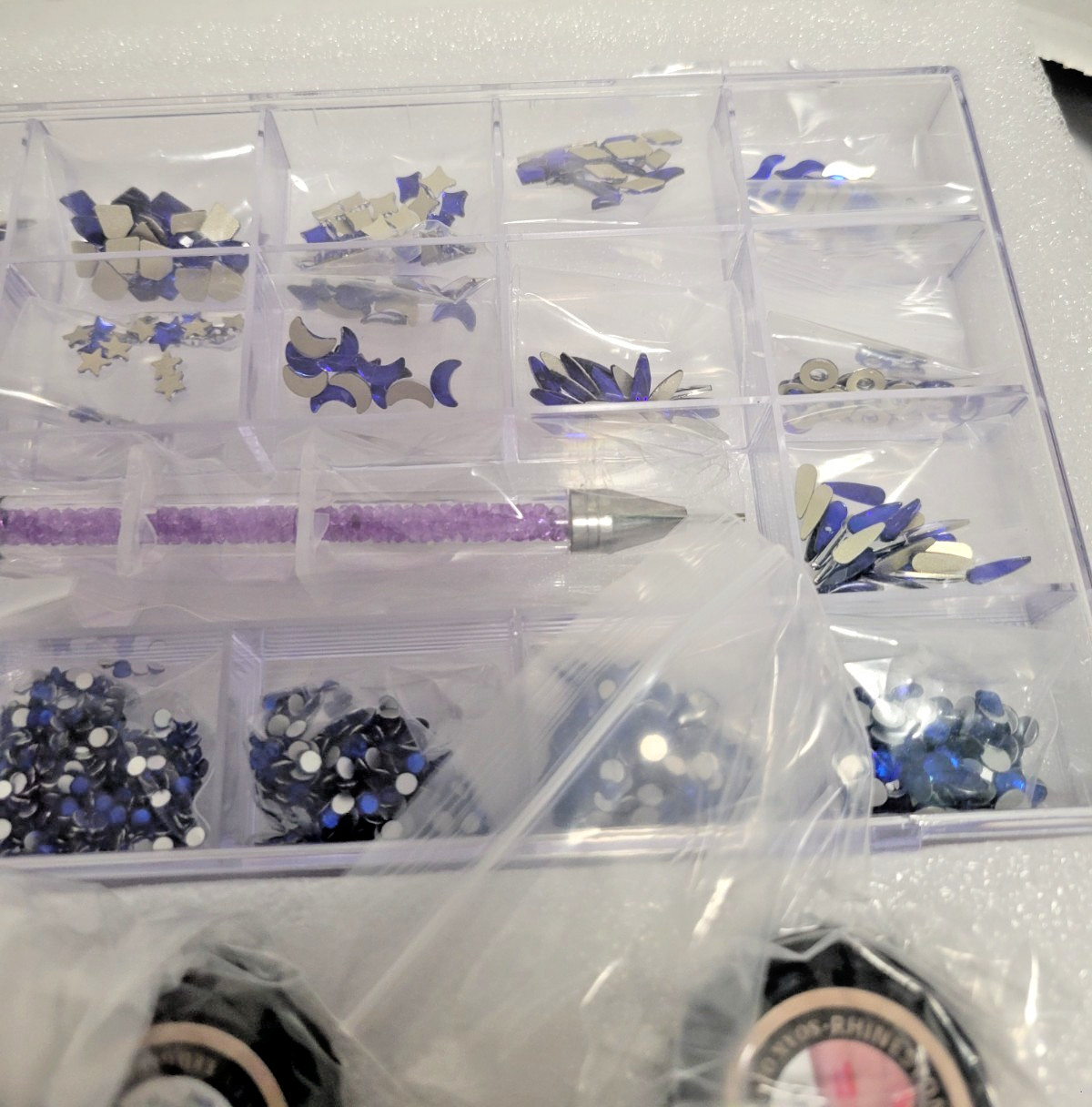Artdone Nail Rhinestones Box 19 Grids NEW!!