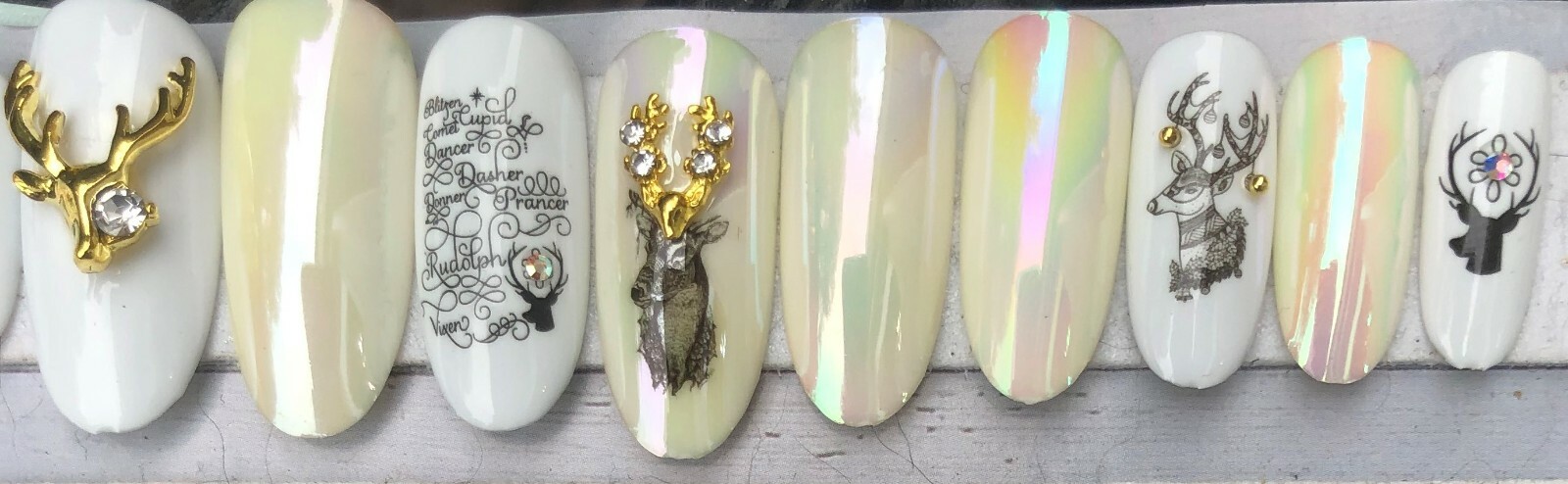 Aurora nails with Deer heads – press on nail set- (Set of 18 sizes 0-8)