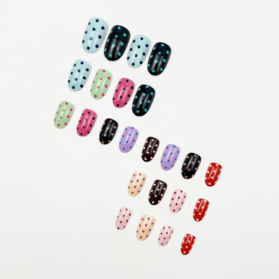48pcs Oval Press on Nails, Multicolor Polka Dot Glossy Y2K Trendy Nail Art