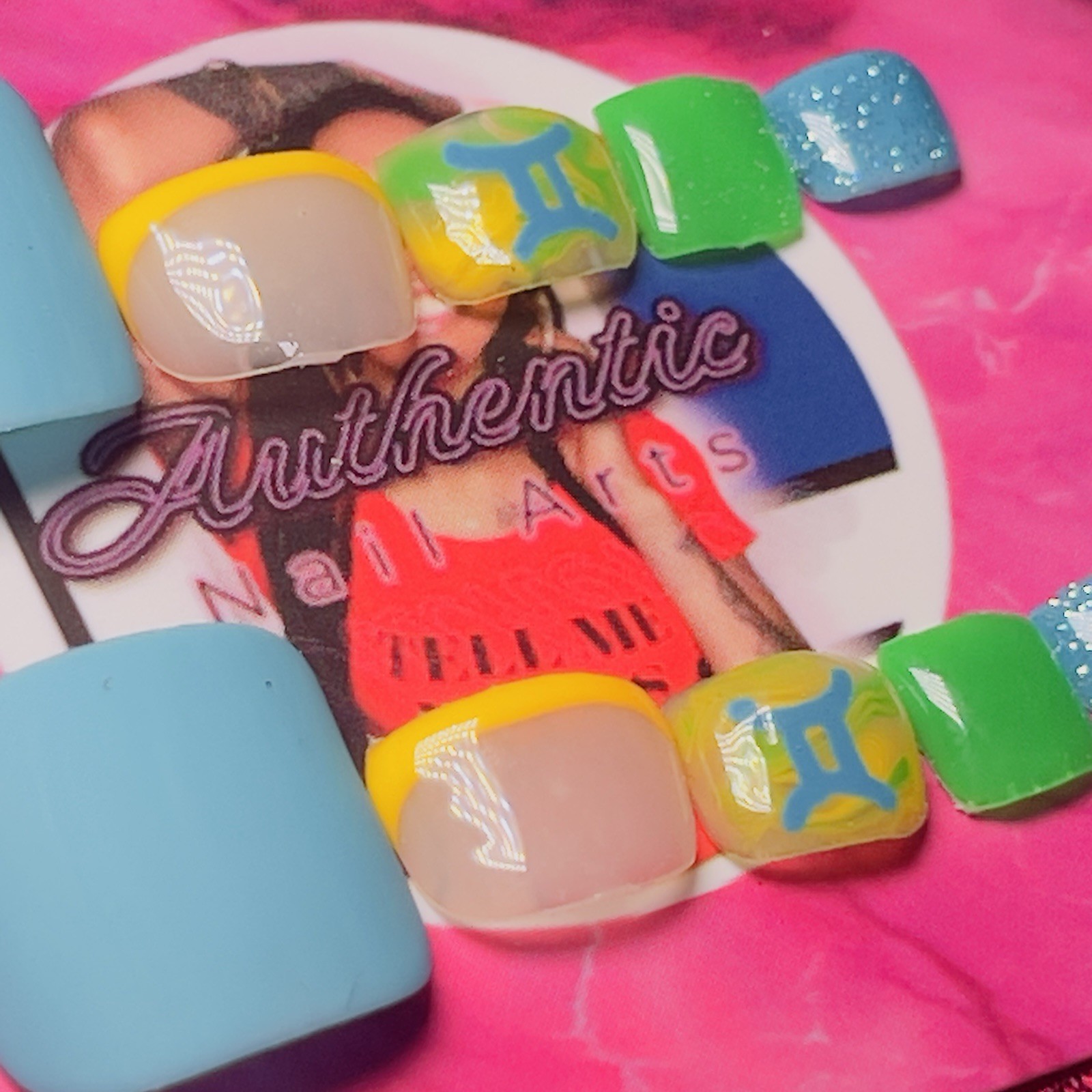 Authentic Nail Arts by Dia Square Press-On Toe Nails Blue Green Glitter