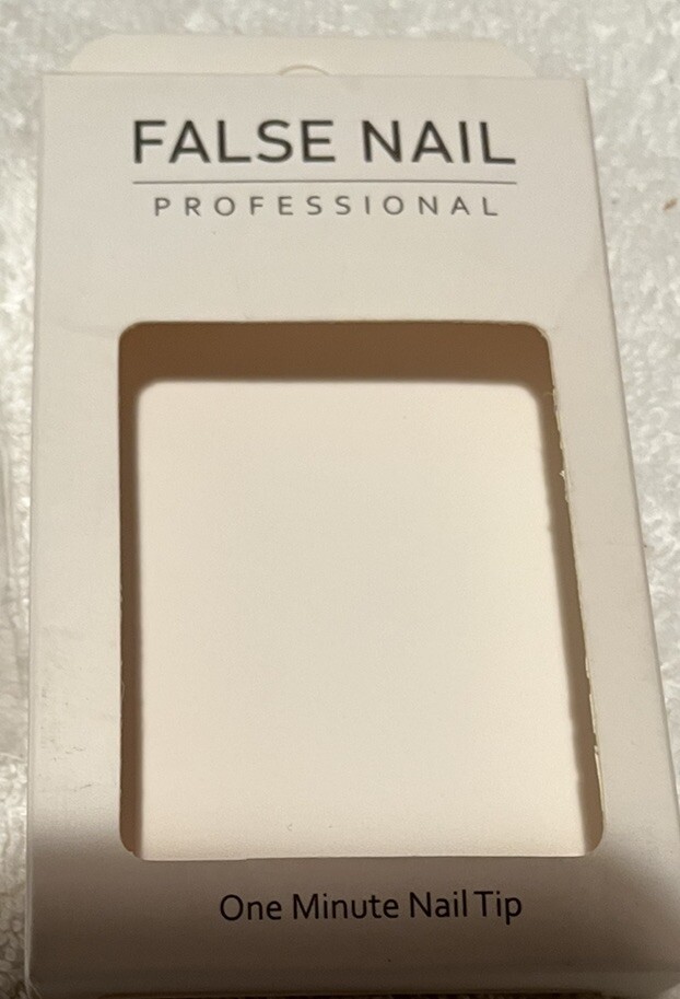 False Nails, Press on Nails 24Pcs Set, Almond Shaped, Full Well Tips NEW in box