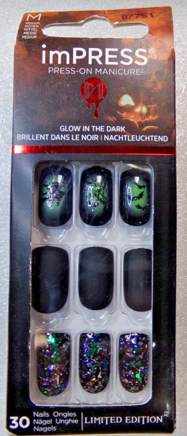 IMPRESS NAILS PRESS ON Medium – Black With Witch & Bats & Green Glitter