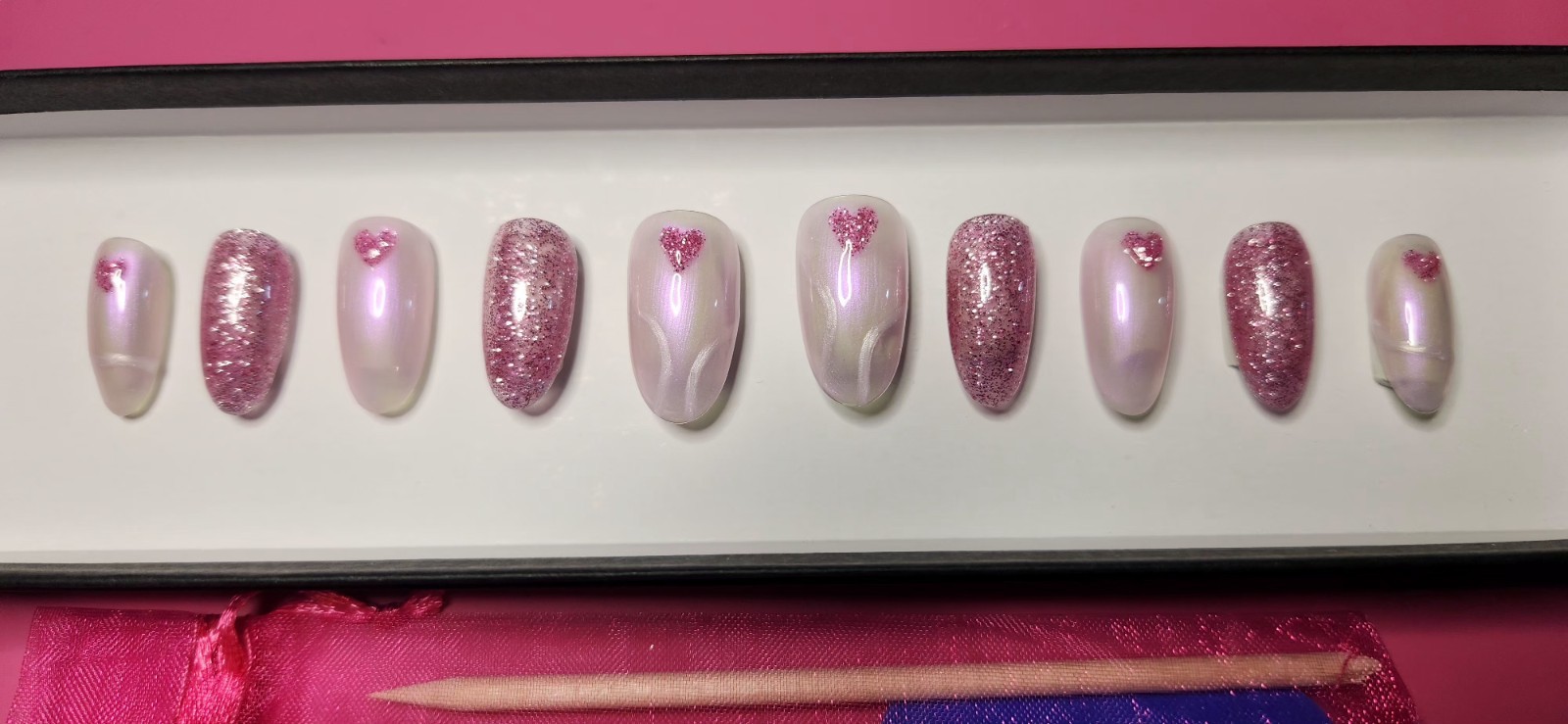 Press-on Nails Handmade Round Shape Medium Length Sculpted