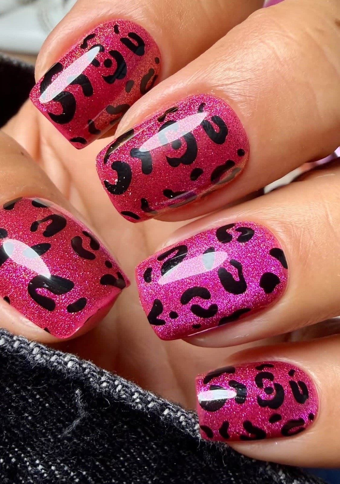 Red Aspen Reusable Nail Dashes, Pop On Short, Spotted In The Saddle Scarlina