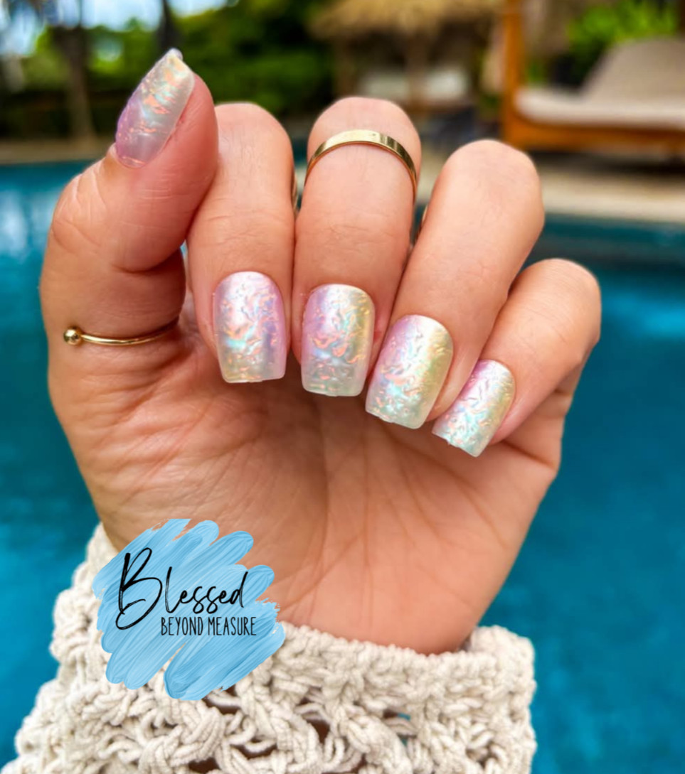 Red Aspen Press On Nails~Long Time No Sea, Lillian~ Short~Coffin 3D (Seashells)