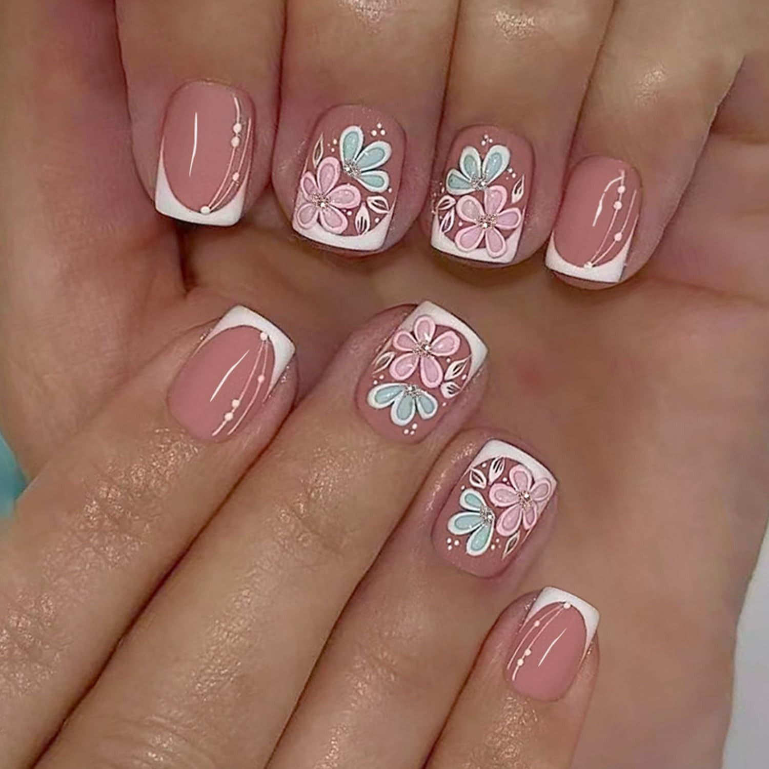 24Pcs Short Square Press on Nails Flower Fake Nails with Glitter Designs, White