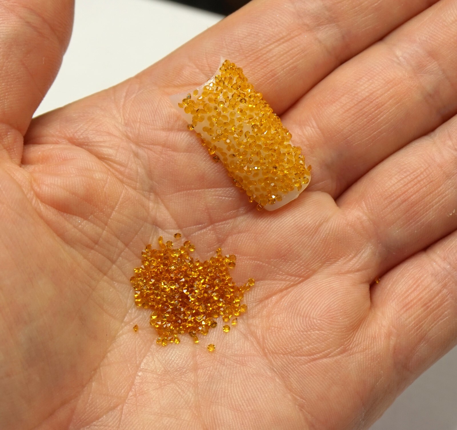 PREMIUM GOLD CRYSTALS FOR NAILS 1000 Pixiecrystals 3D Nail Art Small Gift