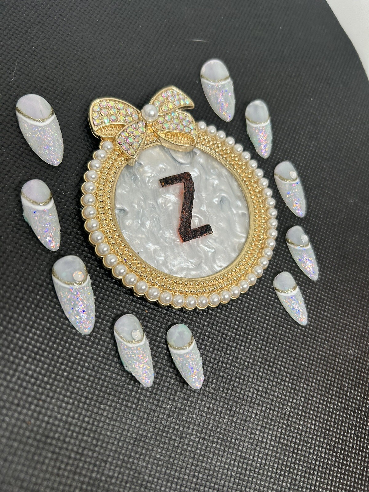 Z NAILZ! Gorgeous Handmade M Almond White W/Bling Press On Nails