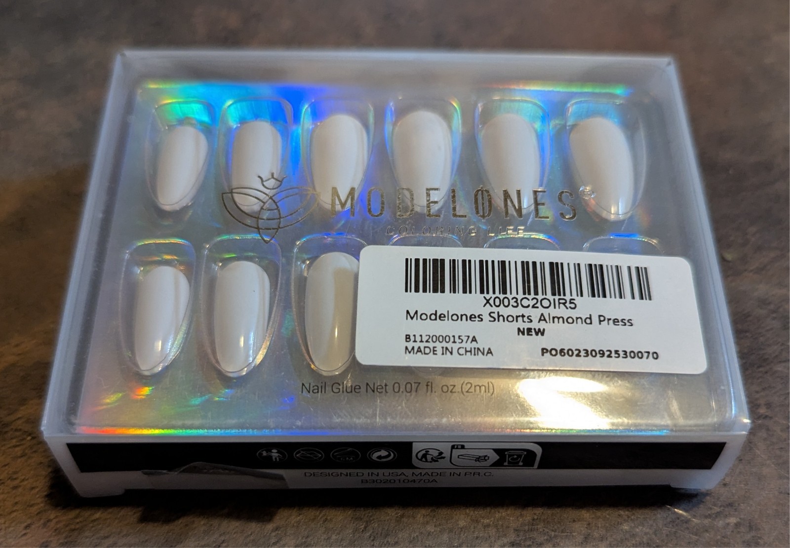 Modelones Milky White Press on Nails Almond Short Fake short 32 pc New Fast