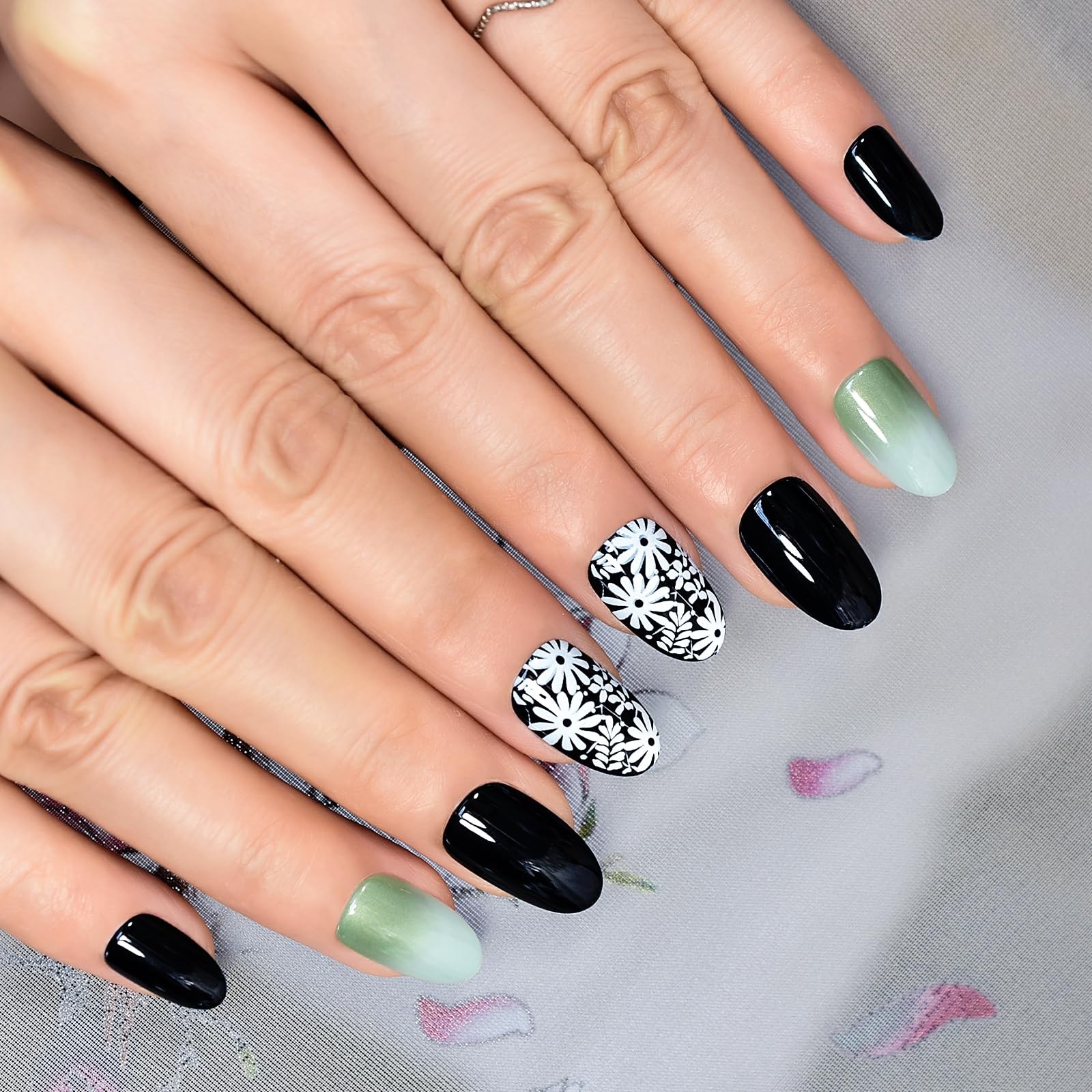 Pre-design Press On Nails Glossy Black Green False Nails Medium Long Nail Art…